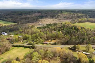 876 Country Ln, Mocksville, NC 27028 - Photo 14