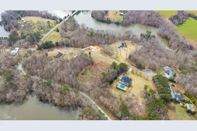 3229 Labrador Drive, Mebane, NC 27302 - Photo 8