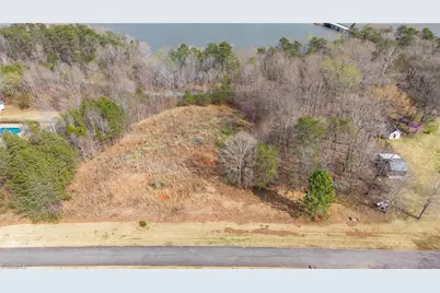 3229 Labrador Drive, Mebane, NC 27302 - Photo 14