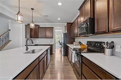 4033 Medina Court, Pfafftown, NC 27040 - Photo 2