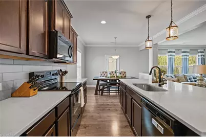 4033 Medina Court, Pfafftown, NC 27040 - Photo 6