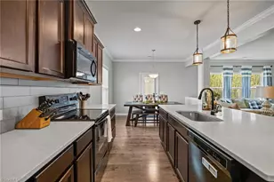 4033 Medina Ct, Pfafftown, NC 27040 - Photo 6