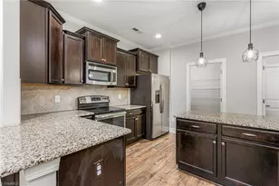 2155 Waterview Dr, Graham, NC 27253 - Photo 20