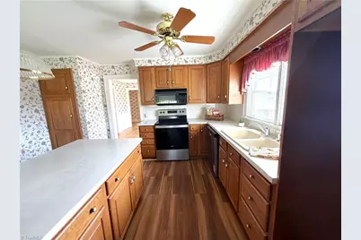 5512 Winona Street, Winston-Salem, NC 27106 - Photo 12