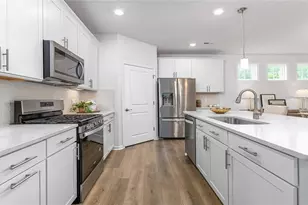 309 Sefton Dr, Jamestown, NC 27282 - Photo 12