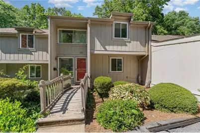 127 Lamplighter Circle, Winston-Salem, NC 27104 - Photo 1