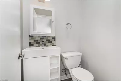 127 Lamplighter Circle, Winston-Salem, NC 27104 - Photo 22