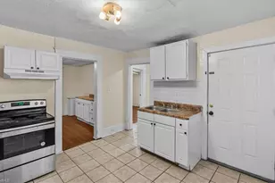 807 Sevier St, Greensboro, NC 27406 - Photo 8