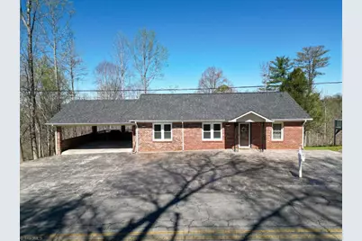 490 Oakland Drive, Elkin, NC 28621 - Photo 2