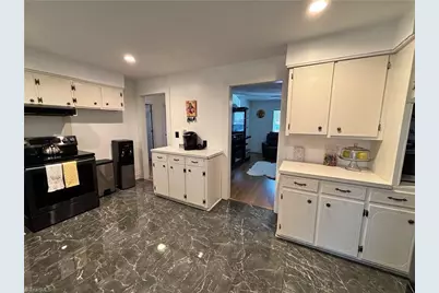 490 Oakland Drive, Elkin, NC 28621 - Photo 12