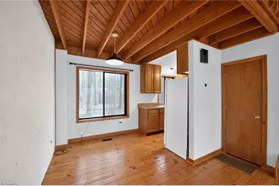 2405 Wheelwright Common, Chapel Hill, NC 27516 - Photo 6