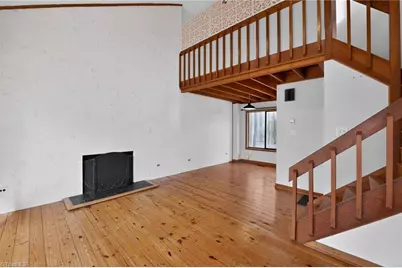 2405 Wheelwright Common, Chapel Hill, NC 27516 - Photo 2