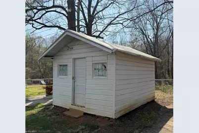 715 Shedd Street, Eden, NC 27288 - Photo 36