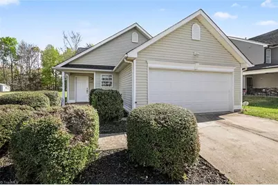 1104 Highstone Drive, Greensboro, NC 27406 - Photo 2