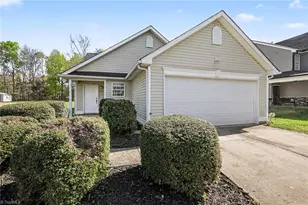 1104 Highstone Dr, Greensboro, NC 27406 - Photo 2