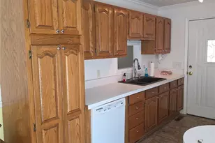 122 Northview Dr, Pilot Mountain, NC 27041 - Photo 10