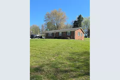 122 Northview Drive, Pilot Mountain, NC 27041 - Photo 4