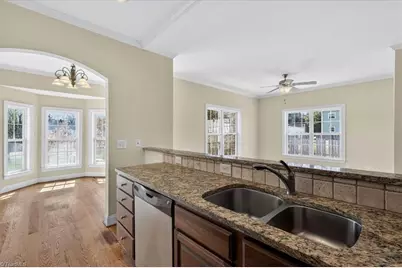 255 Holly Place Court, Winston-Salem, NC 27101 - Photo 14