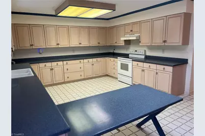 1717 Wallburg High Point Road, High Point, NC 27265 - Photo 18