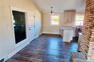 118 Lakeview Cir, Thomasville, NC 27360 - Photo 8