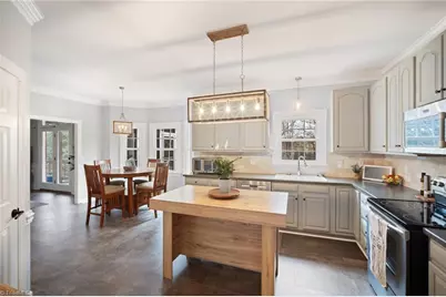 8105 Slane Court, Clemmons, NC 27012 - Photo 10