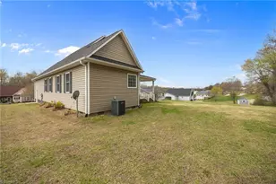 114 Meadow Stone Ln, Mount Airy, NC 27030 - Photo 36