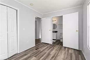 410 W Old Glencoe Rd, Burlington, NC 27217 - Photo 18