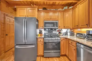 632 Big Tree Rd, West Jefferson, NC 28694 - Photo 18