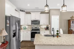 204 Birchwood Dr, Reidsville, NC 27320 - Photo 8