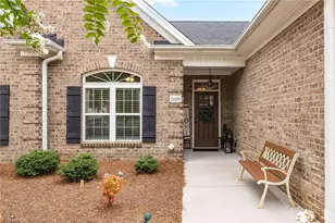 204 Birchwood Dr, Reidsville, NC 27320 - Photo 4