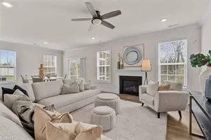 4218 Pelican St, High Point, NC 27265 - Photo 12