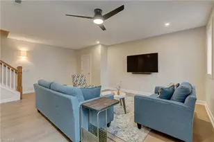 2402 N Elm St, Greensboro, NC 27408 - Photo 20