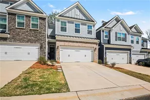 5004 Moonlight Rdg Dr, Greensboro, NC 27455 - Photo 2