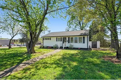 2137 Martin Street, Burlington, NC 27217 - Photo 2