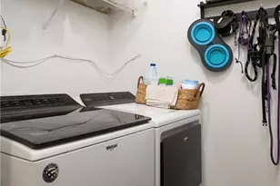 22 Melissa Carol Cir, Greensboro, NC 27407 - Photo 18