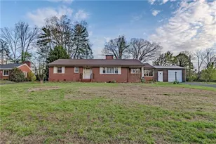 246 Fairview Ave, Mount Airy, NC 27030 - Photo 40