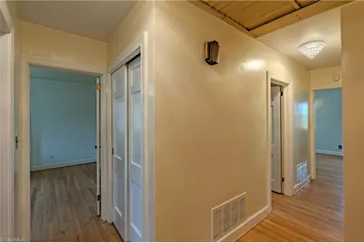 246 Fairview Avenue, Mount Airy, NC 27030 - Photo 28