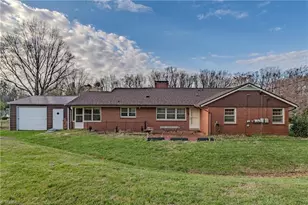 246 Fairview Ave, Mount Airy, NC 27030 - Photo 36