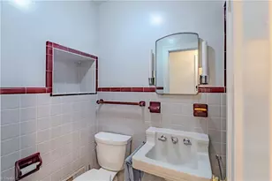 246 Fairview Ave, Mount Airy, NC 27030 - Photo 20