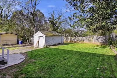 2714 N Glenn Avenue, Winston-Salem, NC 27105 - Photo 30