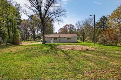 2016 Bryant Street, Madison, NC 27025 - Photo 34