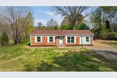 2016 Bryant Street, Madison, NC 27025 - Photo 2