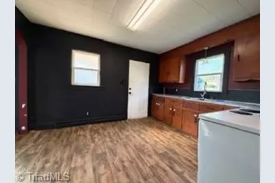 123 Stonewood Road, Elkin, NC 28621 - Photo 2