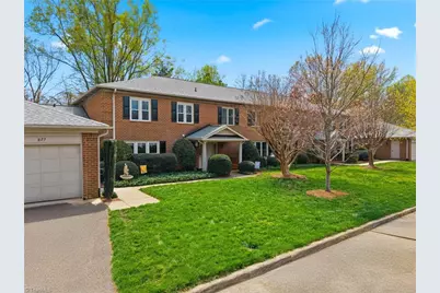 879 Brookleigh Court, Winston-Salem, NC 27104 - Photo 2