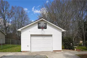 6457 Reidsville Rd, Belews Creek, NC 27009 - Photo 34