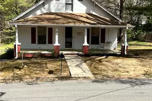 917 1st St, Eden, NC 27288 - Photo 2