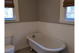 917 1st St, Eden, NC 27288 - Photo 18