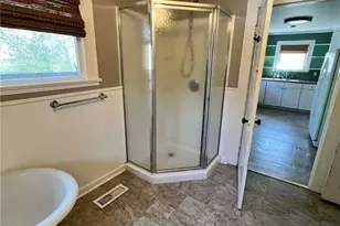 917 1st St, Eden, NC 27288 - Photo 20