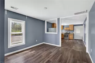 525 Booker T Washington Ave, Asheboro, NC 27203 - Photo 8