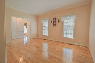 225 Fox Ridge Cir, Lewisville, NC 27023 - Photo 14